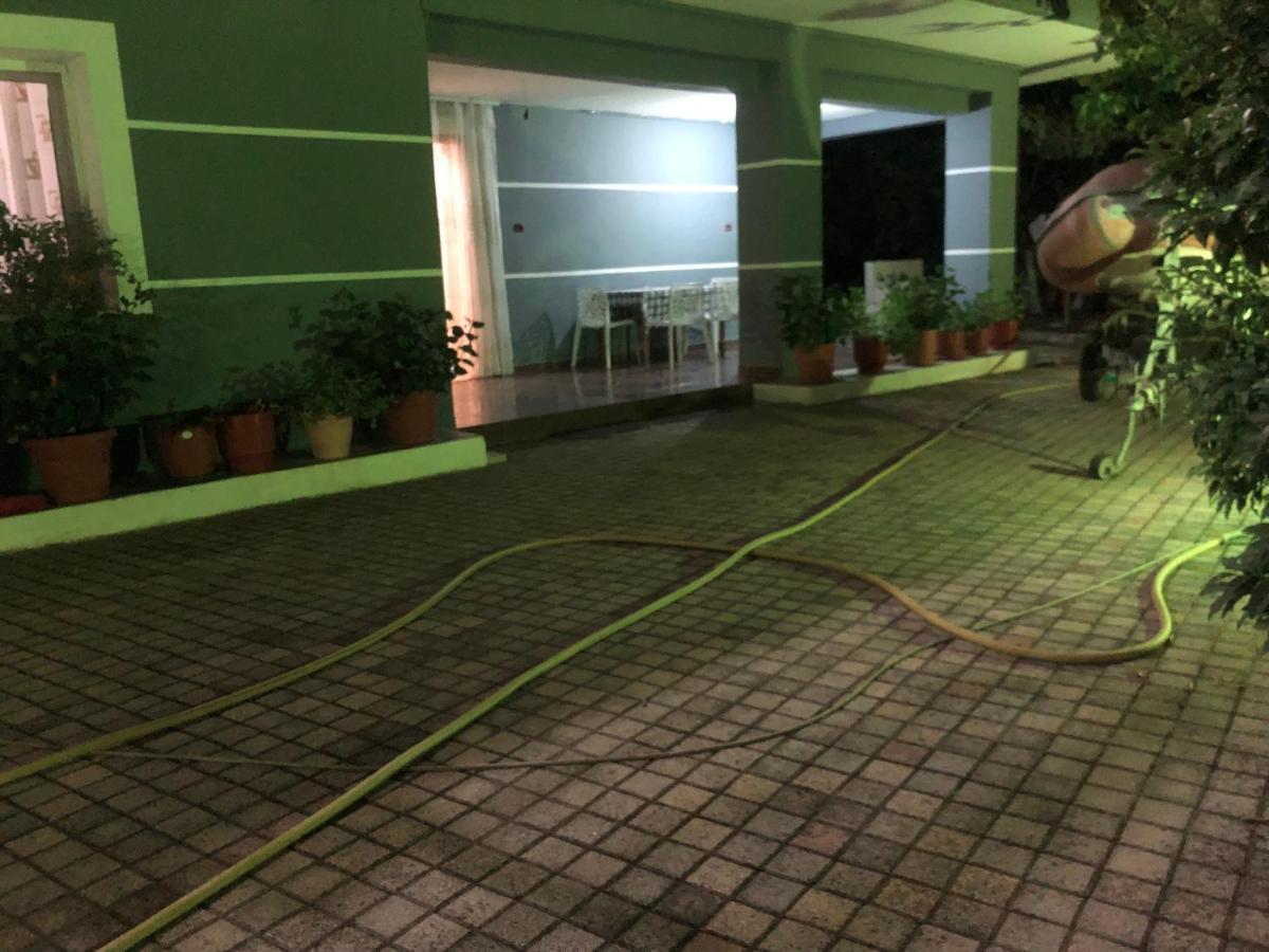 Vila Demo Vlorë Buitenkant foto
